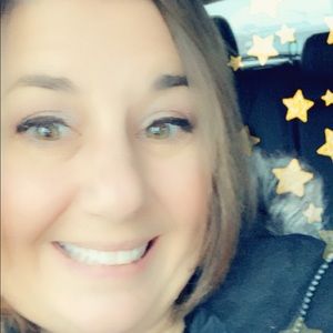 Meet your Posher, Christine